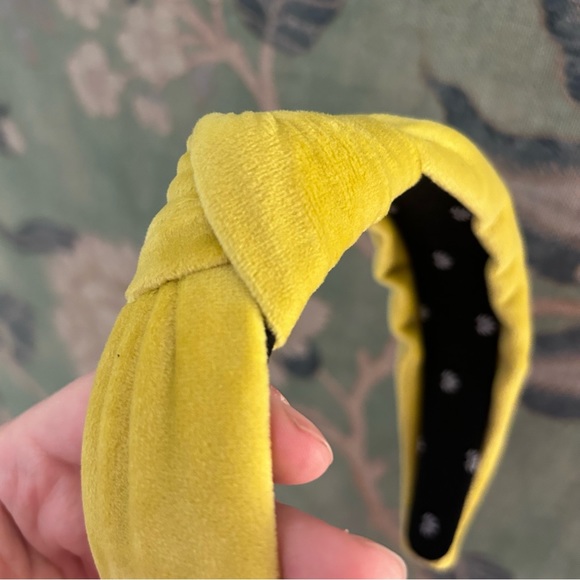 Lele Sadoughi Velvet Headband - Picture 6 of 6